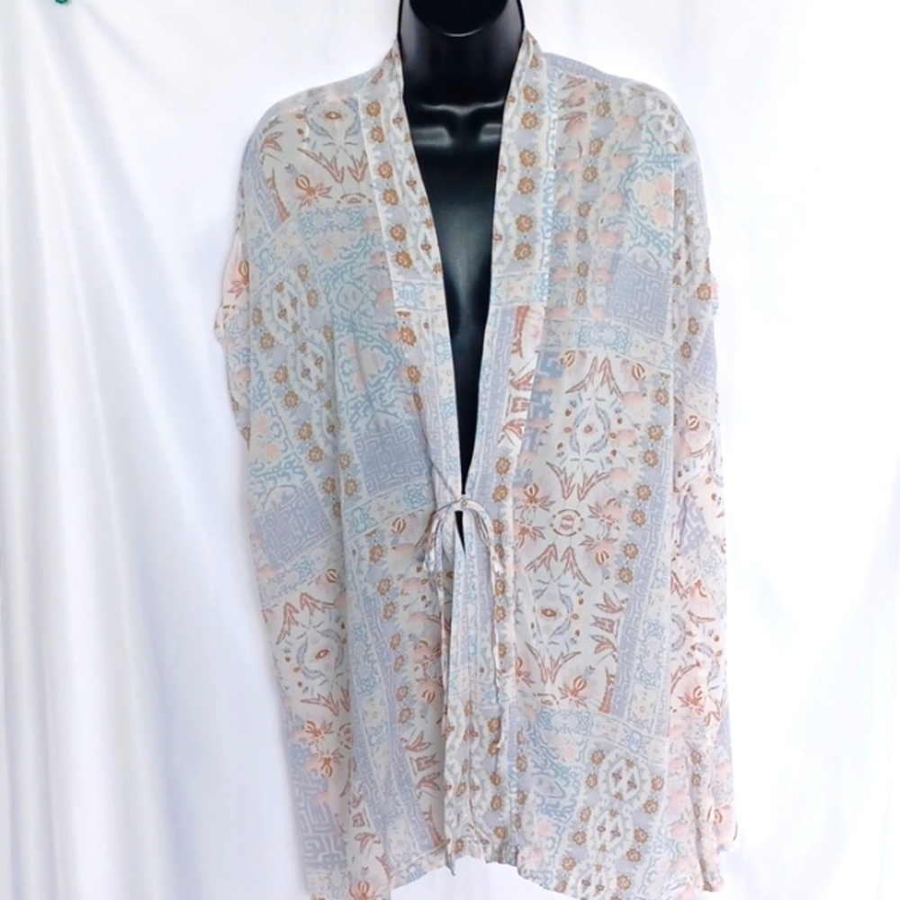 Victoria's Secret Floral Patterned Kimono/Swim Cover Up - Picture 2 of 7